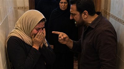 بعد وفاة جوزي بقيت اروح اخدم اختي الكبيره بمقابل مادي علشان اصرف على عيالي